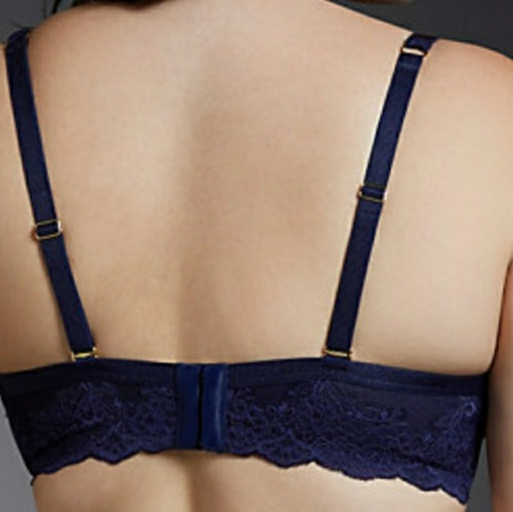 Lace Push-up Plunge Bra - Picture 2 of 5